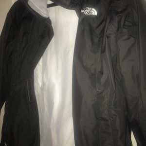 Women’s north face wind breaker